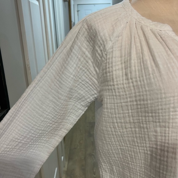 Mododoc White muslin Straight Cut Top with Spliced Neckline - Picture 9 of 14